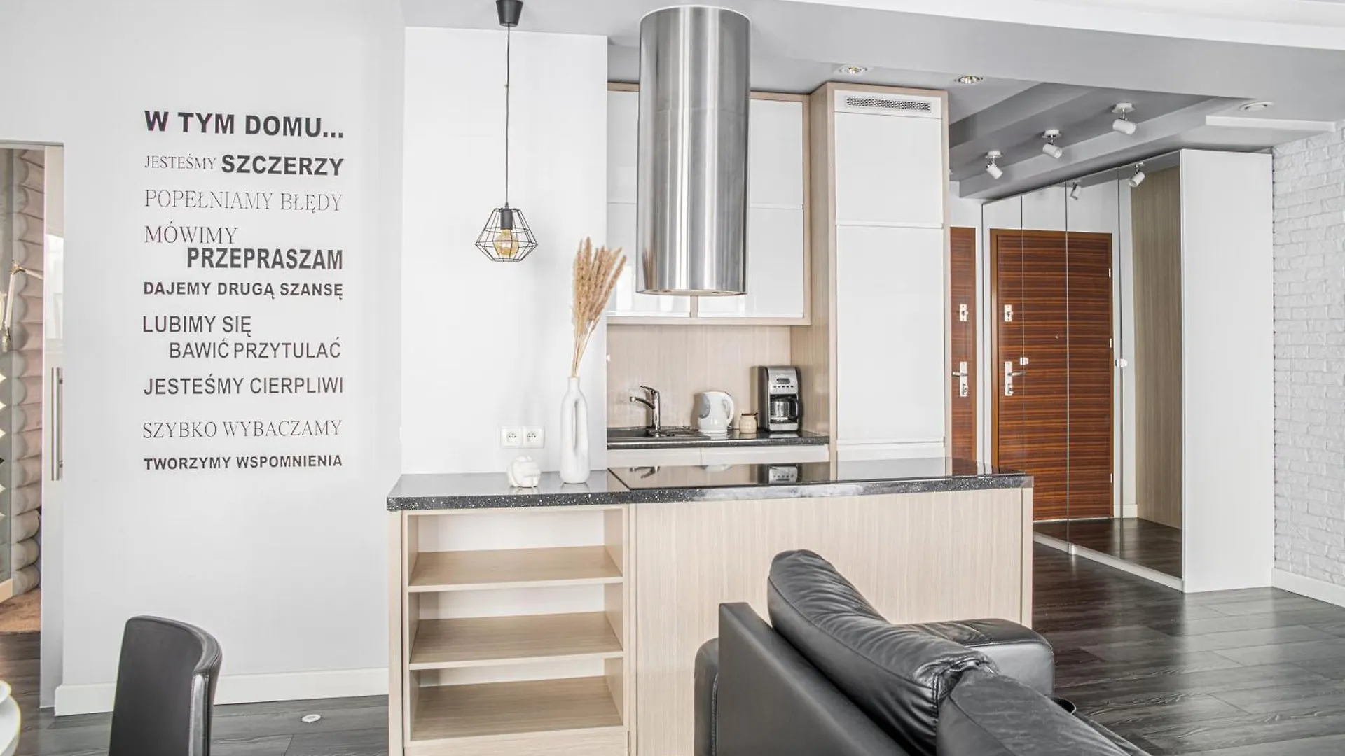 Lily Apart - Waterlane Pool & Gym Apartment Gdansk 0*,